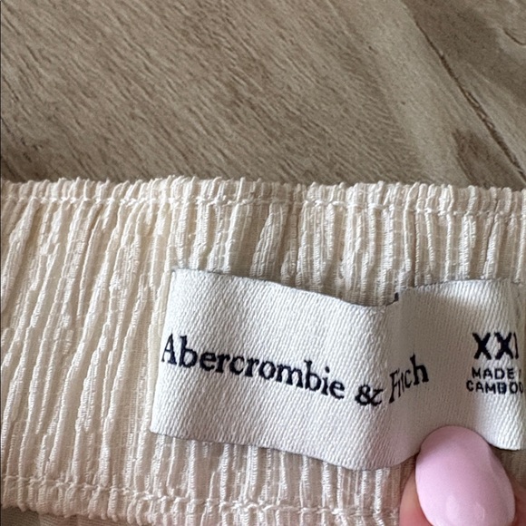 Elegant Cream Wide-Leg Pants - Picture 4 of 7